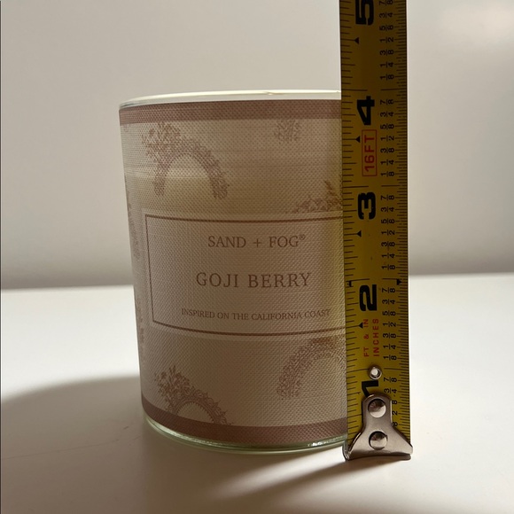 Sand + Fog Goji Berry Candle - Picture 6 of 7